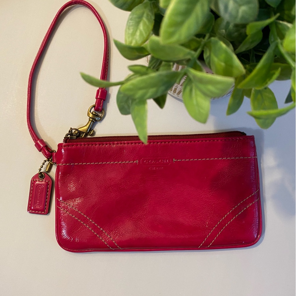 Vintage Coach Crinkle Leather Wristlet